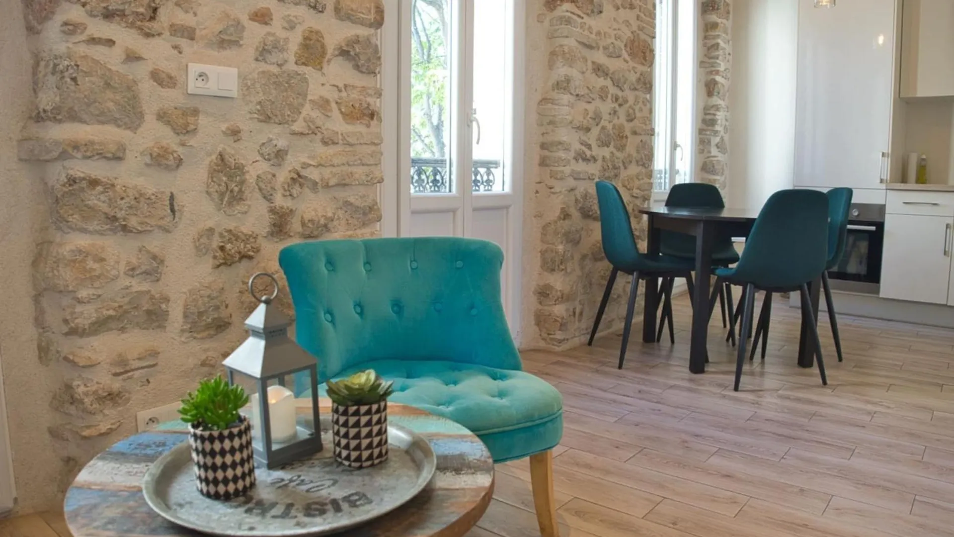 Charming 2-Room Apartment In The Heart Of Antibes